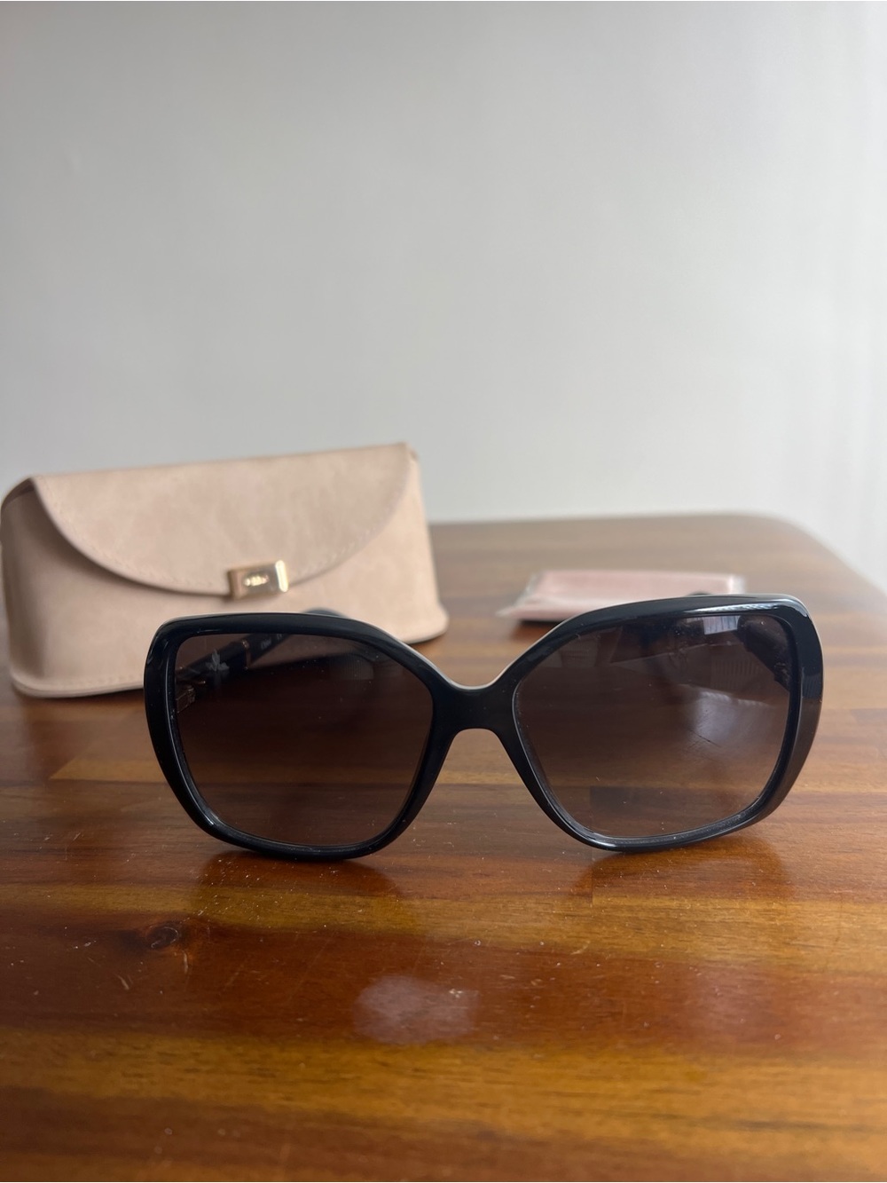 Chloe Black Oversized Women's Sunglasses